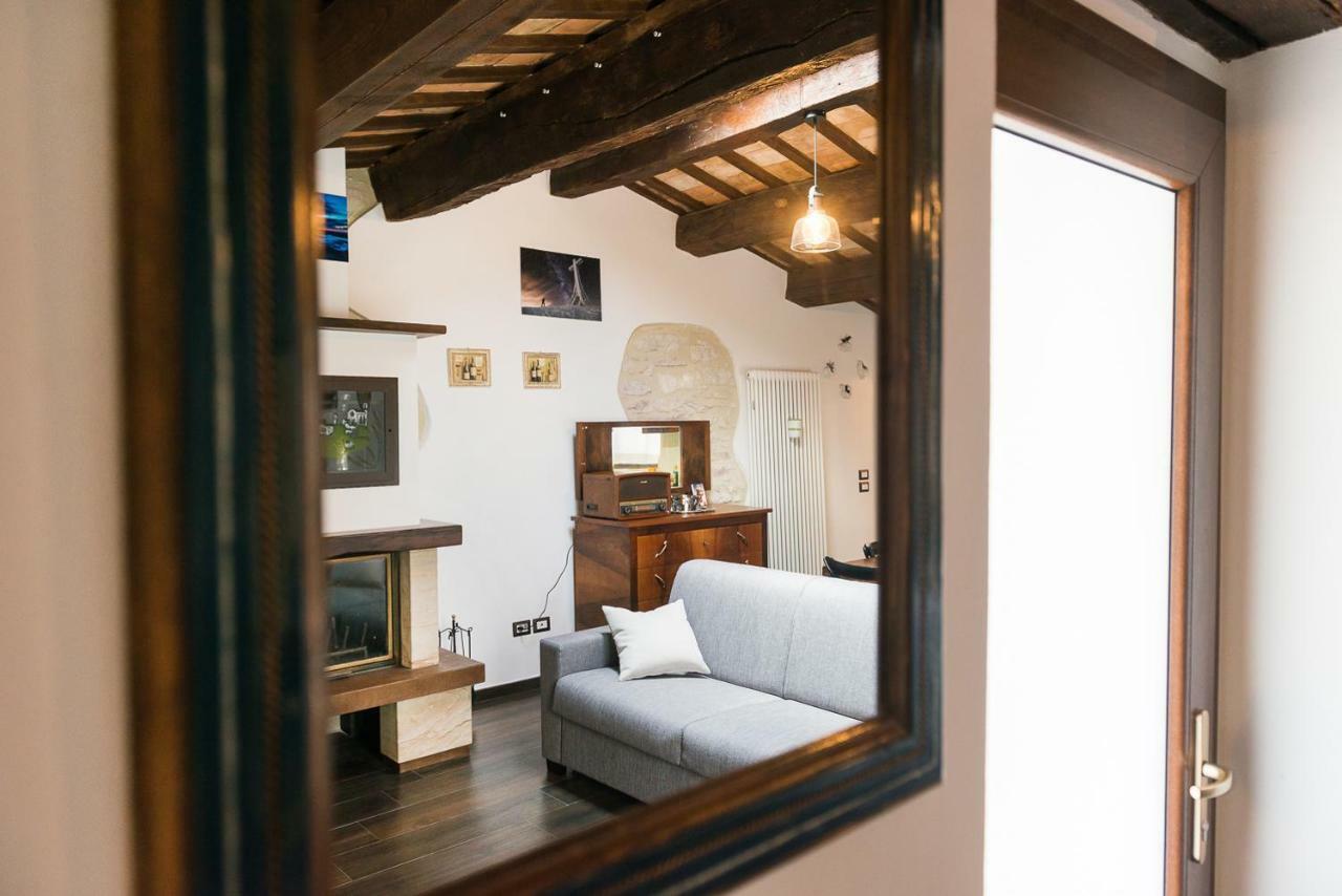 Appartement Casamenetto Vacanze à Sassoferrato Extérieur photo